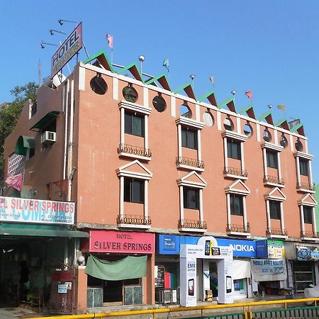 Hotel Silver Springs Ahmedabad Exterior foto