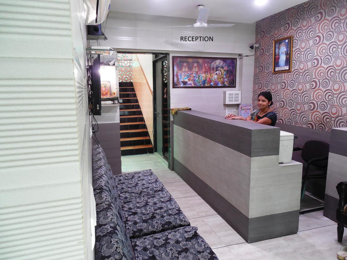 Hotel Silver Springs Ahmedabad Exterior foto